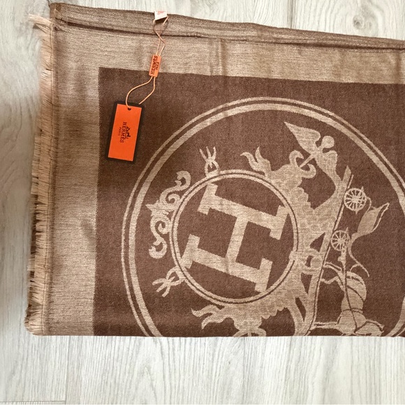 Hermes scarf‼️ - Picture 1 of 5